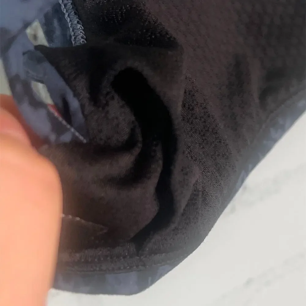 Vuori Yosemite Sports Bra Large Ocean Shibori Blue Black - Picture 4 of 8